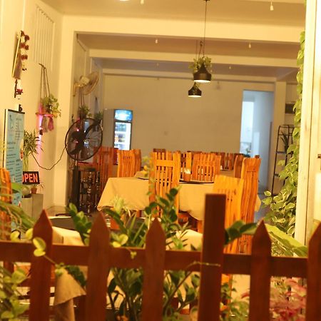 Royal Hub Hotel Kudapaduwa Kültér fotó