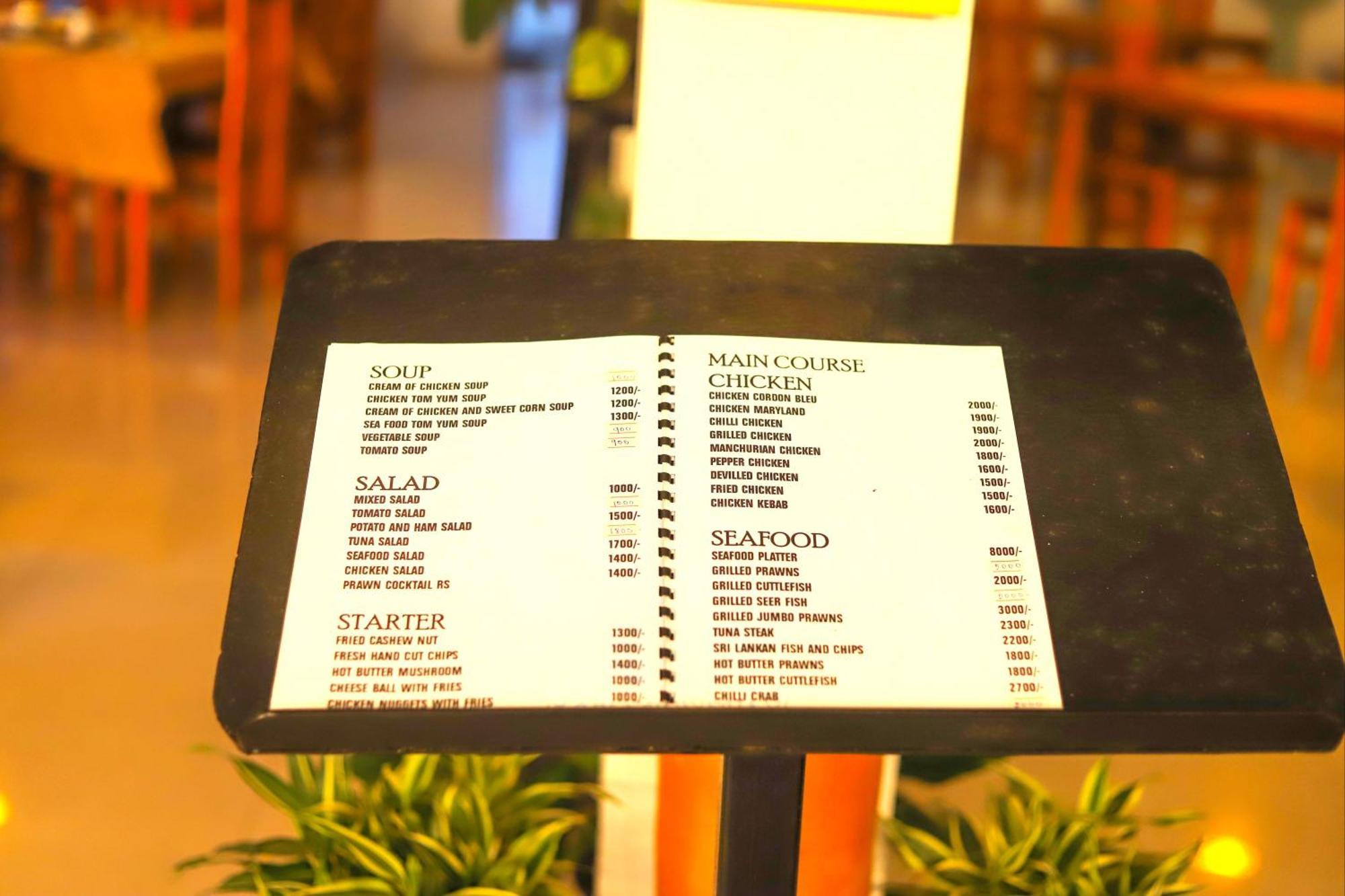 Royal Hub Hotel Kudapaduwa Kültér fotó